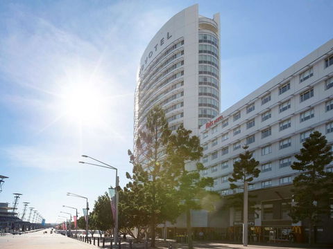Novotel Sydney Olympic Park - Hotel Accommodation 0