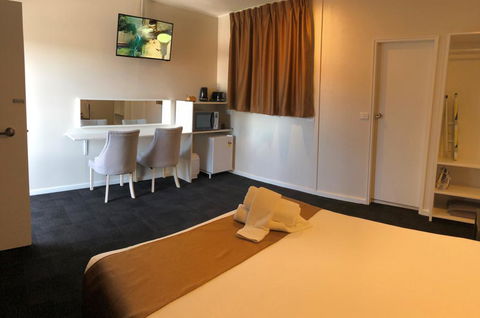 Nowra Motor Inn - Hotel Accommodation 2