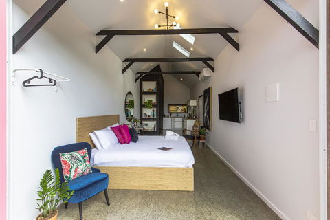 Nowra Studio Barn - Hotel Accommodation 2