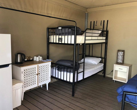 NRMA Lake Somerset Holiday Park - Hotel Accommodation 1