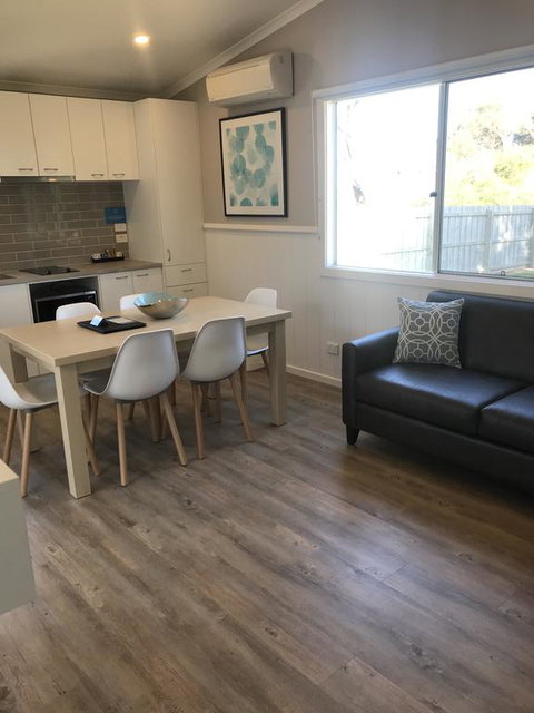 NRMA Portland Bay Holiday Park - Hotel Accommodation 2