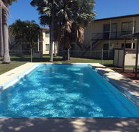 Ocean Breeze Units - Hotel Accommodation