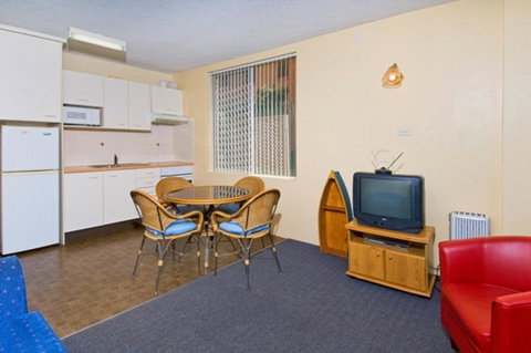 Ocean Court 1 13 Lord Street - Hotel Accommodation 3