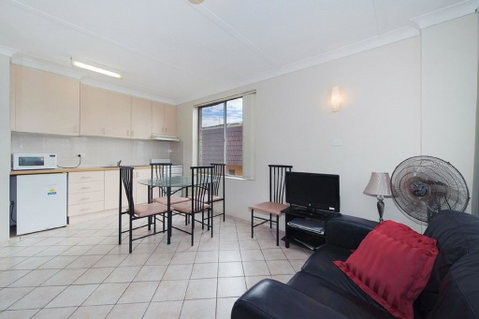 Ocean Court 7 13 Lord Street - Hotel Accommodation 1