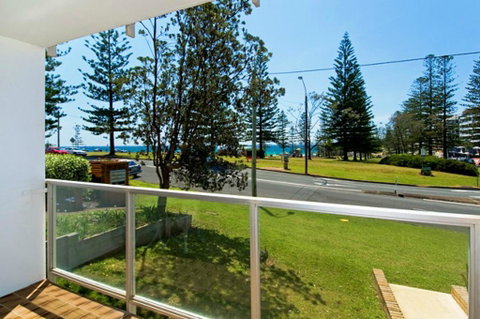 Ocean Court 8 13 Lord Street - Hotel Accommodation 1