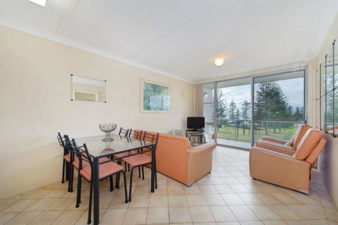 Ocean Court 8 13 Lord Street - Hotel Accommodation 2
