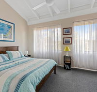 Ocean St Holiday Apartment - Hotel Accommodation