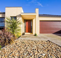 Ocean View Crescent 59 - Hotel Accommodation