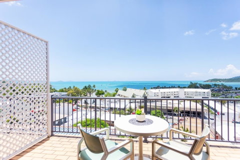 OCEAN VIEWS 10A - Hotel Accommodation 0