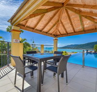 Ocean Views Galore - Airlie Beach - Hotel Accommodation