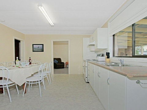 Ohio - One Street Back From Beach Access - Hotel Accommodation 2