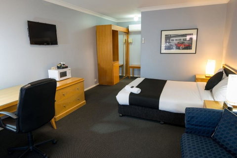 Old Maitland Inn - Hotel Accommodation 3