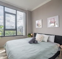 Olympic Park near Qudos Bank Arena King Bed 1BR 1Bath Sleeps 6 Air-cond parking - Hotel Accommodation