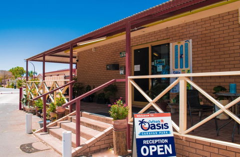Outback Oasis Caravan Park - Hotel Accommodation 1