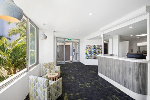 Palm Court Motor Inn - Hotel Accommodation 0