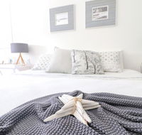Palms Studio Apartment at Raffetys Resort - Hotel Accommodation