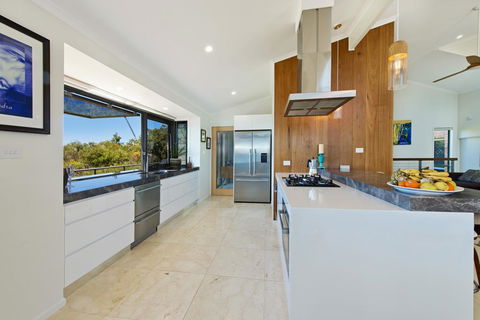 Panorama Beach House - Hotel Accommodation 2
