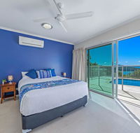 Panoramic Island Views - Shute Harbour - Hotel Accommodation