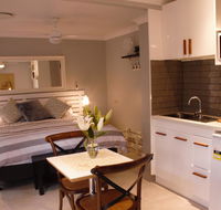 Paperbark Bed  Breakfast - Hotel Accommodation
