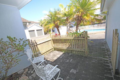 Paradise Waters - No. 13 - Hotel Accommodation 2