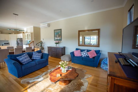Paula's Place 8 Ti Tree Close Robe - Hotel Accommodation 0