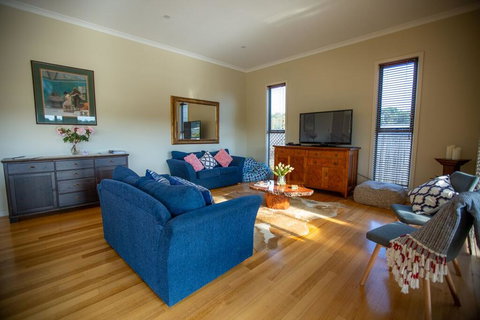 Paula's Place 8 Ti Tree Close Robe - Hotel Accommodation 3
