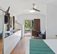 Pelican Rest Tourist Park - Hotel Accommodation