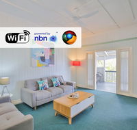 Pleasant Place to stay near the Park  FREE WiFi - Hotel Accommodation