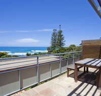 POINT GREY APARTMENT 14 - The Point - Hotel Accommodation