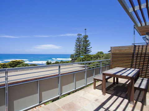 POINT GREY APARTMENT 14 - The Point - Hotel Accommodation 0