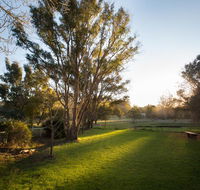 Pool House - Hotel Accommodation