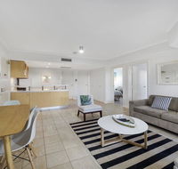 Poolside at Iluka Resort Apartments - Hotel Accommodation