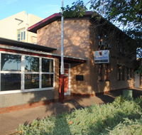Port Adelaide Backpackers - Hotel Accommodation