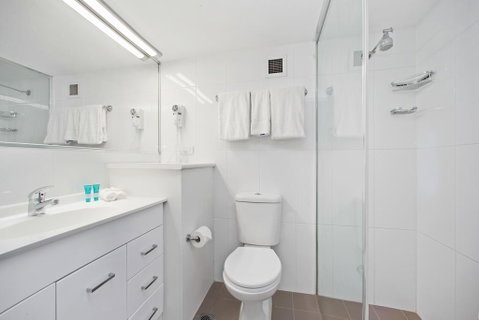 Port Pacific Resort - Hotel Accommodation 1
