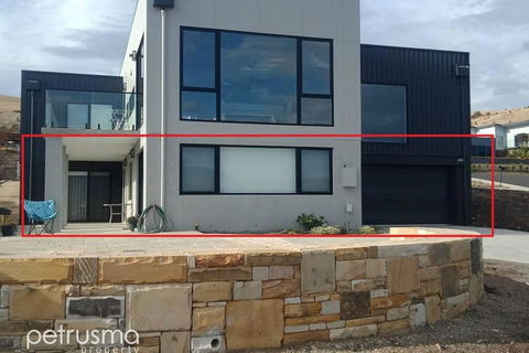 POSH, Port Out Starboard Home - Hotel Accommodation 1