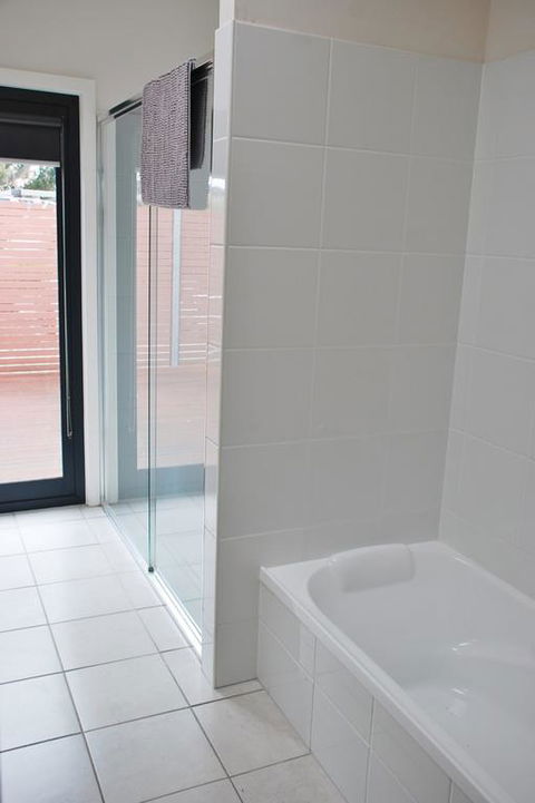 POSITION PERFECT CENTRAL INVERLOCH - Hotel Accommodation 3