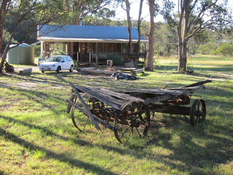 Possum's Hollow And Hooter's Hut - Hotel Accommodation 1