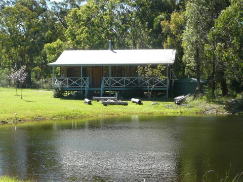 Possum's Hollow And Hooter's Hut - Hotel Accommodation 3