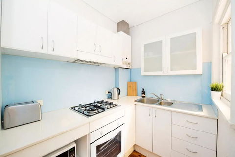 Private Oasis In The Heart Of Manly - Hotel Accommodation 3