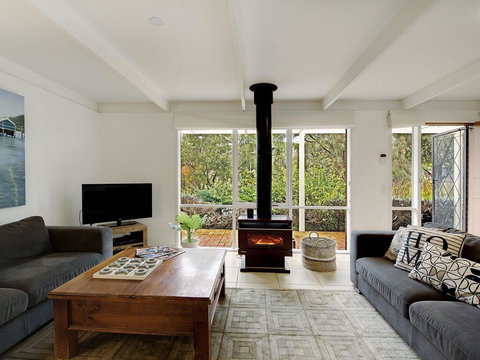 Quarterdeck - Hotel Accommodation 3