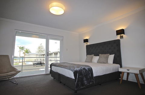 Quays Hotel - Hotel Accommodation 1