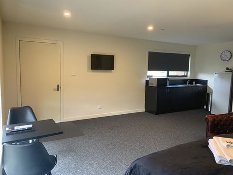 Queens Arms Hotel - Hotel Accommodation 2