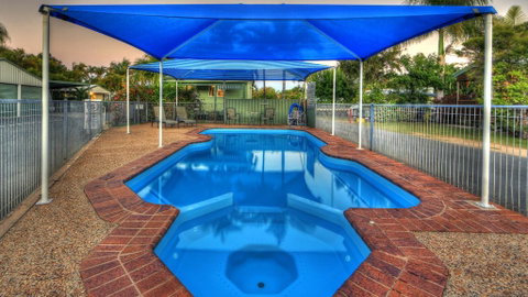 Queens Beach Tourist Village - Hotel Accommodation 0