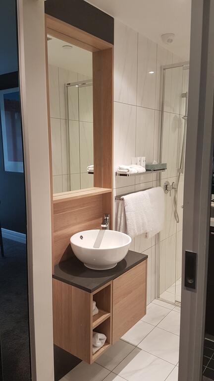 Quest East Melbourne - Hotel Accommodation 3