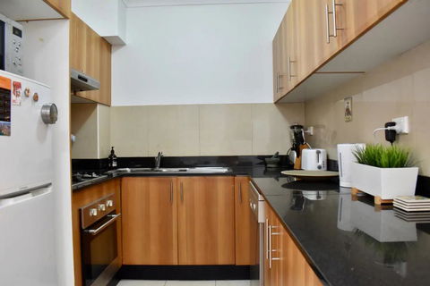 Quiet 1 Bedroom Flat In Concord - Hotel Accommodation 2