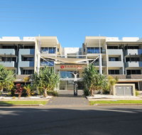 Ramada by Wyndham Hervey Bay - Hotel Accommodation