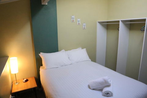 Razorback 8 - Hotel Accommodation 1