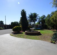 Red Chief Motel - Hotel Accommodation