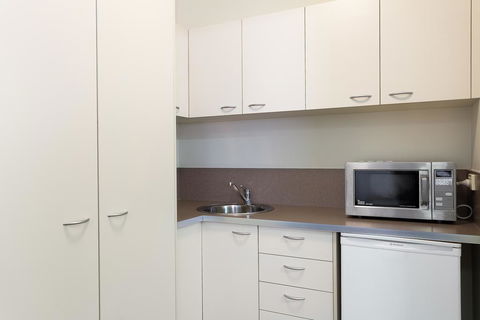 Redcliffe Motor Inn - Hotel Accommodation 1