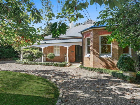 Redcourt - Est 1904: Southern Highlands Elegance - Hotel Accommodation 0